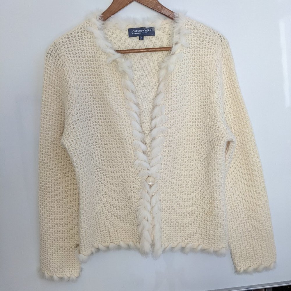 Jones New York Signature Cream Cardigan Sweater One Button Size Petite M Medium
